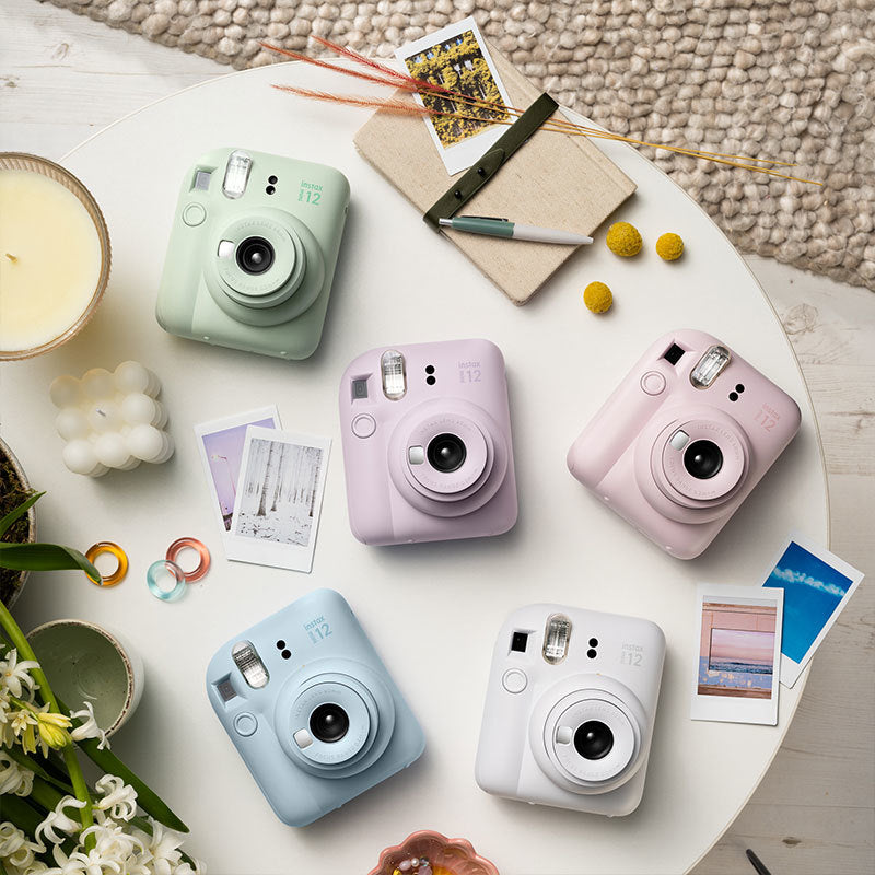 Instax Mini 12 – Blossom Pink