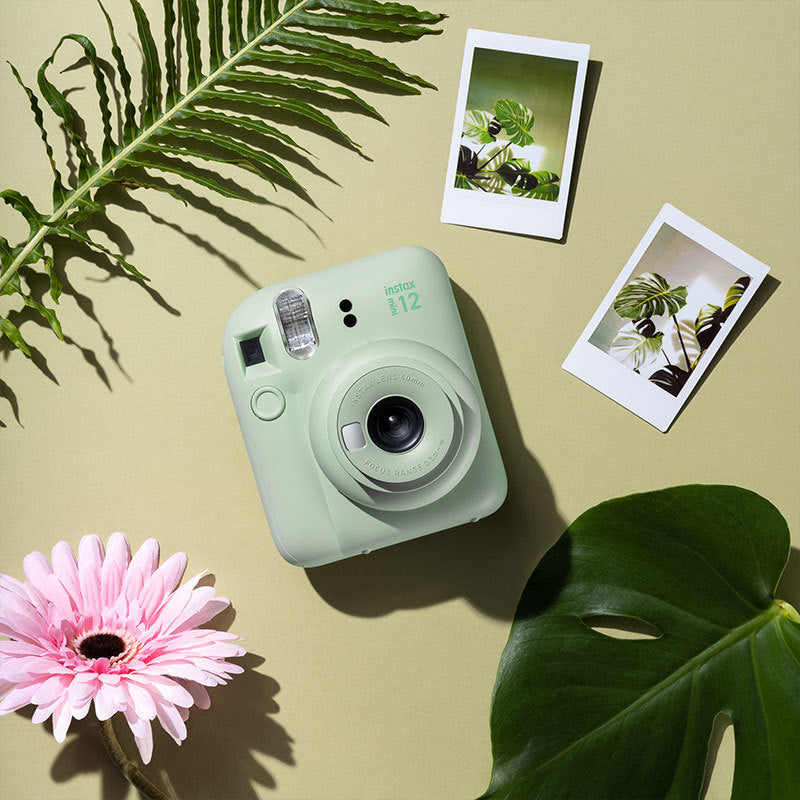 Instax Mini 12 – Mint Green